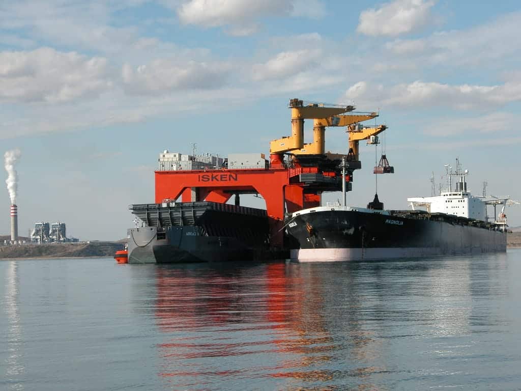 ترانشیپ - حمل کانتینر با کشتی